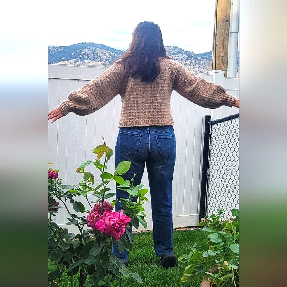 Made by me! Sweater - Picture 4 of 5